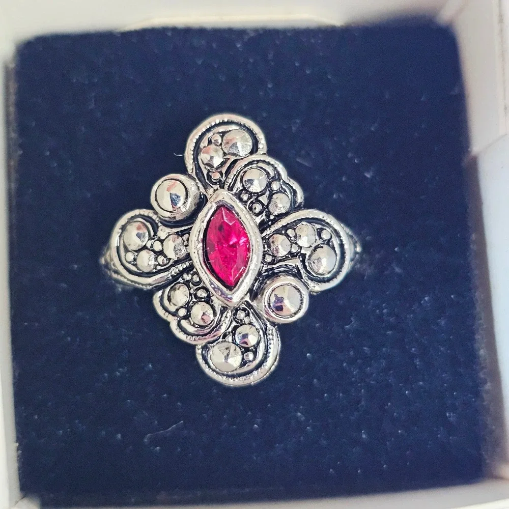 Vtg 90's Witchy Gothic Statement Ring Red Faux Ruby Marcasite Art Deco Silver - Picture 11 of 11